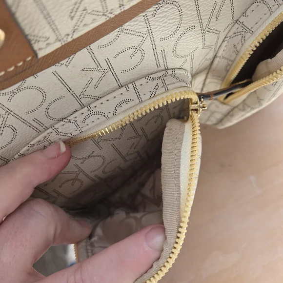 Calvin Klein Hudson Cargo Signature BackPack NWOT - Picture 4 of 9